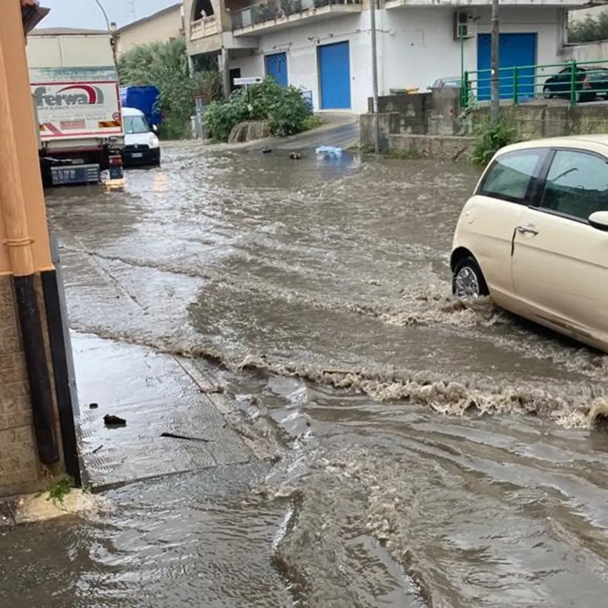 Maltempo a Reggio Calabria, allagato il quartiere Ravagnese - FOTO E VIDEO