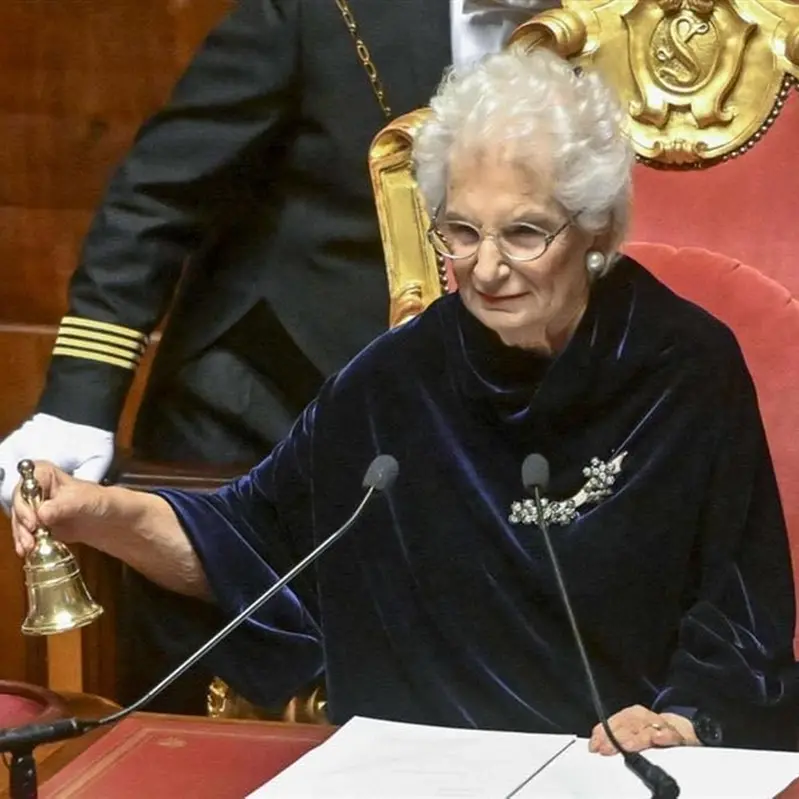 Insulti sul web a Liliana Segre, indagato e sospeso il segretario della Lega reggina Nicola Barreca
