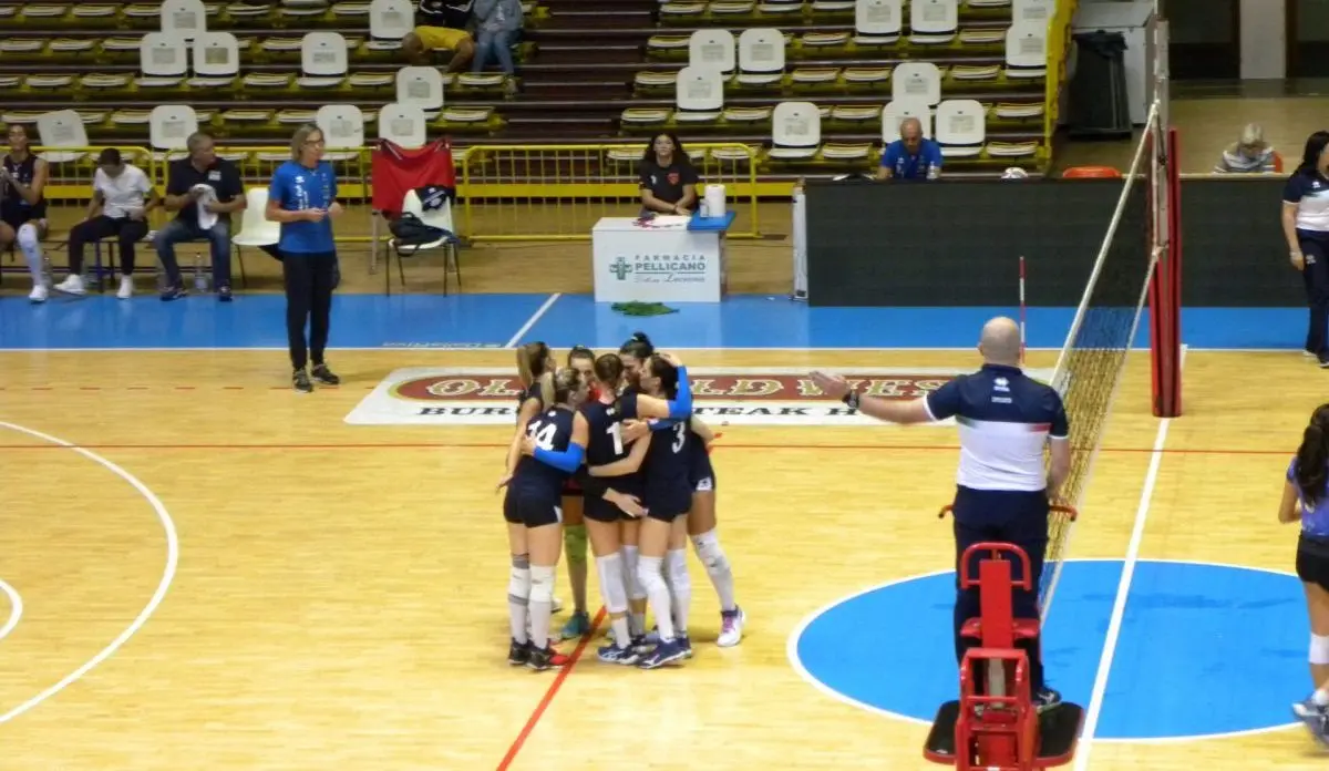 Volley Reghion, vittoria all’esordio in casa: battuta al tie-break la Volley Valley