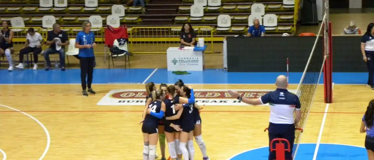 Volley Reghion, vittoria all’esordio in casa: battuta al tie-break la Volley Valley