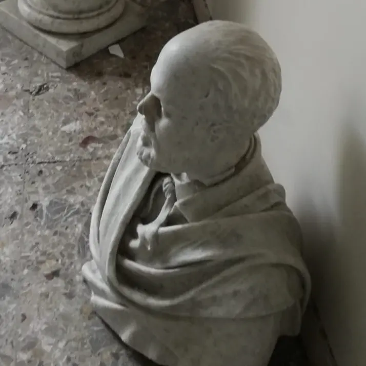 Reggio, Cagliostro: «Serve restaurare il busto di Genoese»