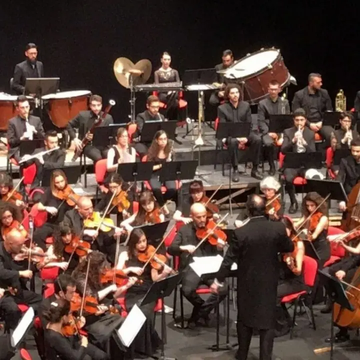 Musica, Roccella Jonica accoglie l'Orchestra Sinfonica Brutia