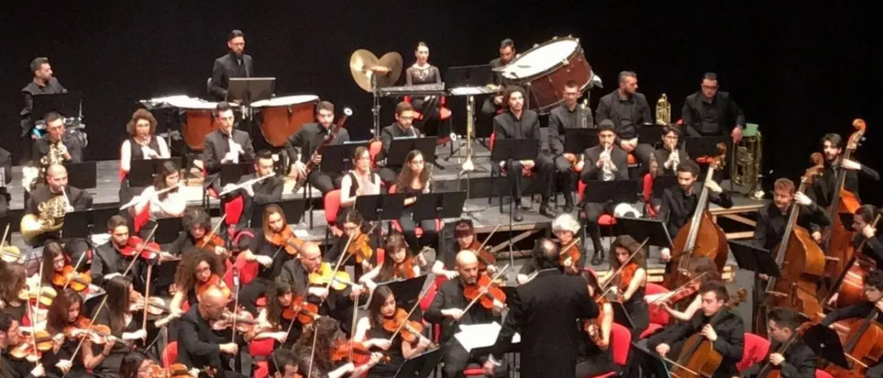Musica, Roccella Jonica accoglie l'Orchestra Sinfonica Brutia