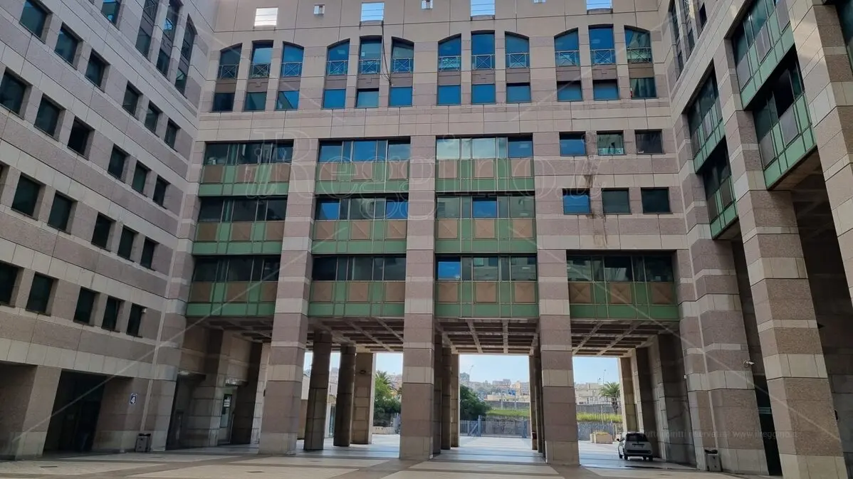 <p><span style=\"color:hsl(0, 75%, 60%);\">Sacerdote accusato di abusi</span> su minore ministrante: ammessa la parte civile</p>