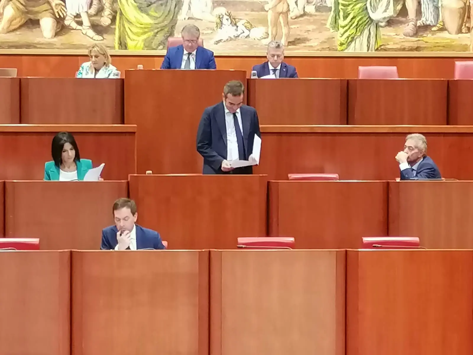 Regione, incentivi ai medici calabresi: la legge a rischia l'impugnazione