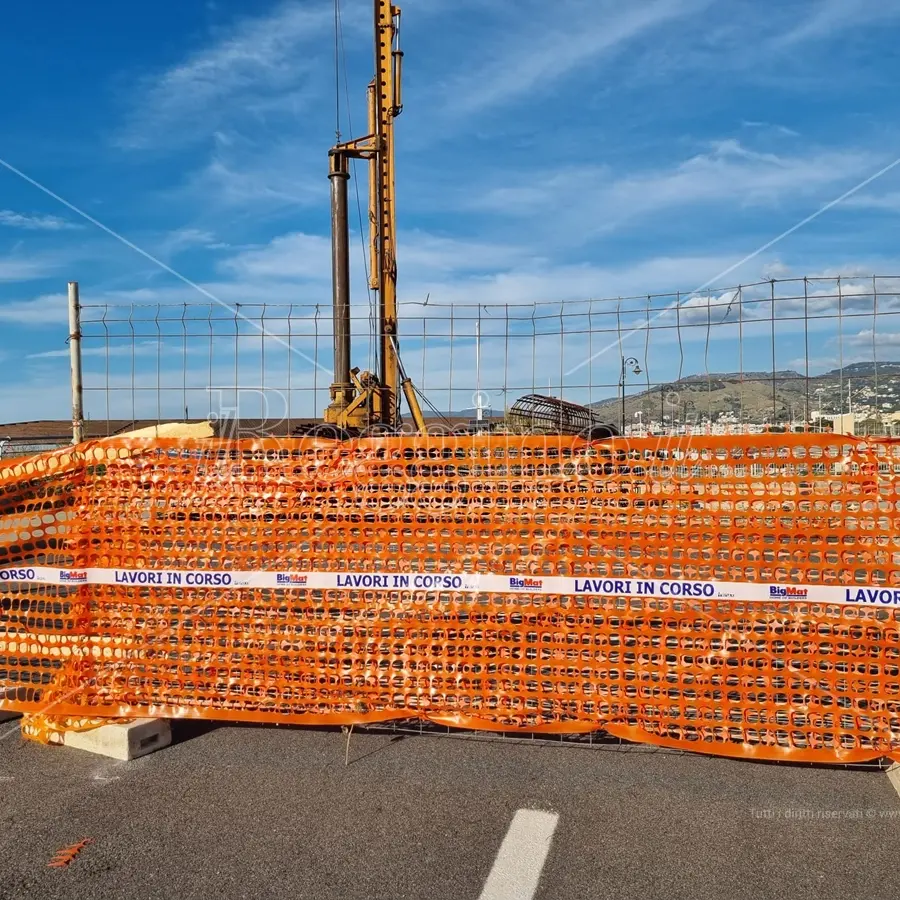 Ponte del parco lineare sud a Reggio, forti ritardi per completare i lavori - VIDEO
