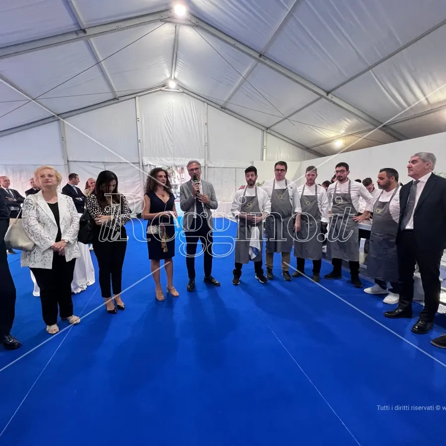 Reggio Calabria, 5 chef stellati celebrano il bergamotto: degustazioni show alla Lido
