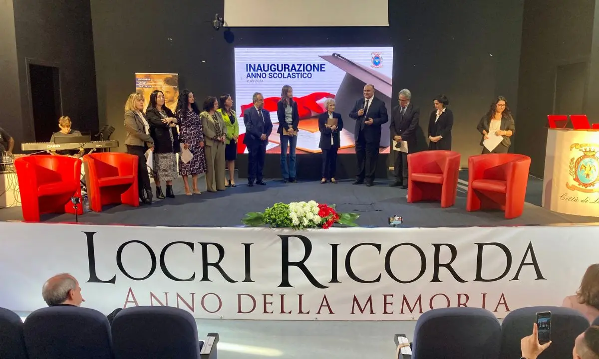 Locri, la città ricorda le vittime di mafia con la consegna della borsa di studio intitolata a Fortunato La Rosa