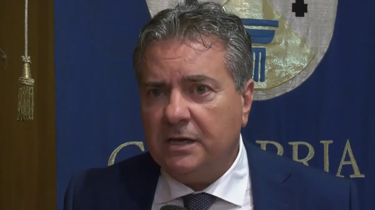 Migranti, Mancuso: «Serve una strategia europea di contenimento degli sbarchi»