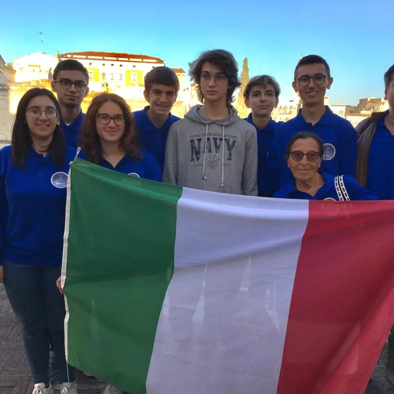 Due studenti reggini sul podio dei campionati internazionali di astronomia