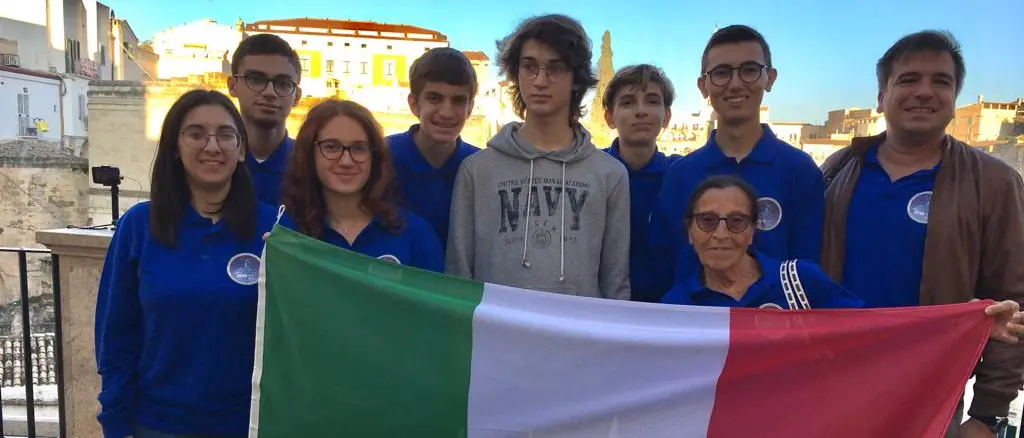 Due studenti reggini sul podio dei campionati internazionali di astronomia