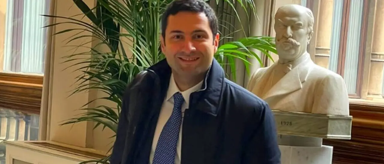 Governo, Gentile (FI): «Mangialavori onesto, leale e di specchiata moralità»