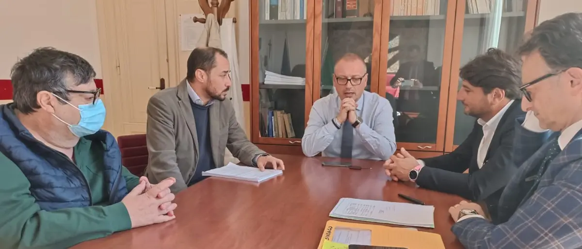 Reggio, incontro operativo tra Metrocity e Castore: si parte dalla manutenzione sugli edifici scolastici