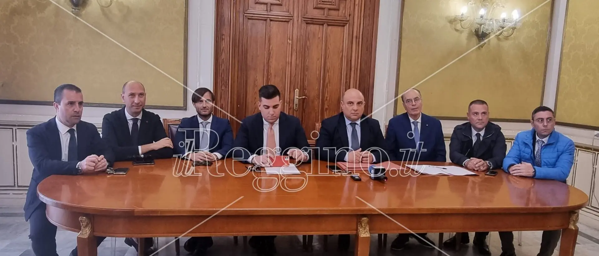 Condanna Falcomatà, il centrodestra: «Elezioni entro maggio 2023»