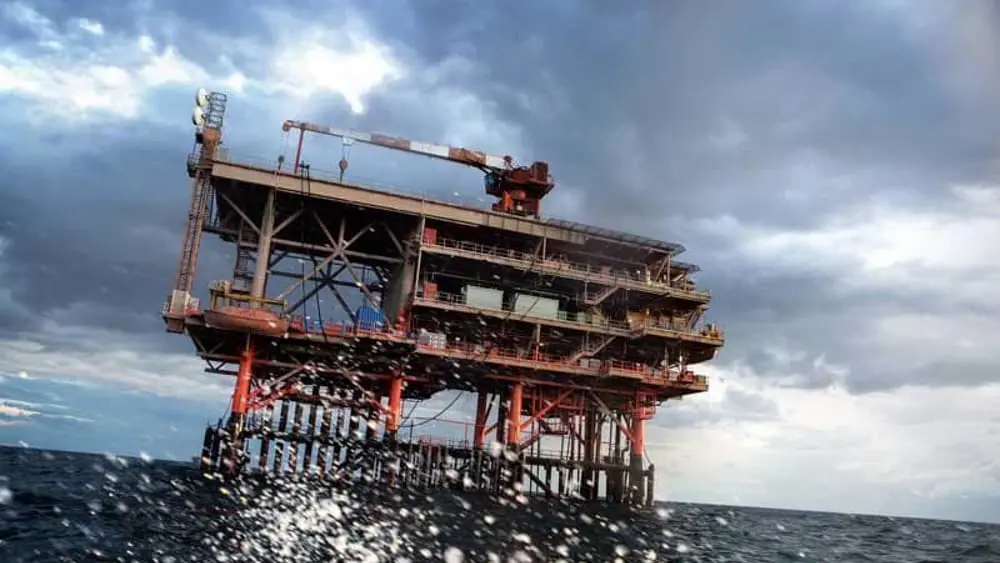 Crisi energetica, Legambiente Calabria: «No a trivellazioni, sì ad eolico offshore»