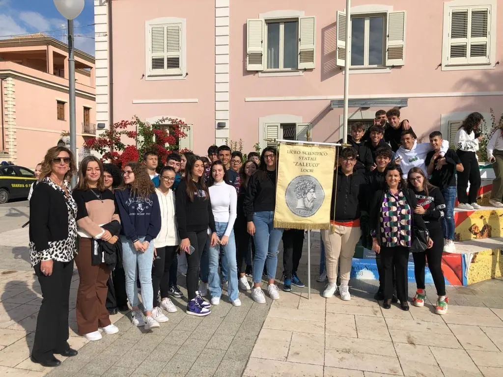 Locri, anche il liceo Zaleuco alle commemorazioni per i caduti di Nassiriya