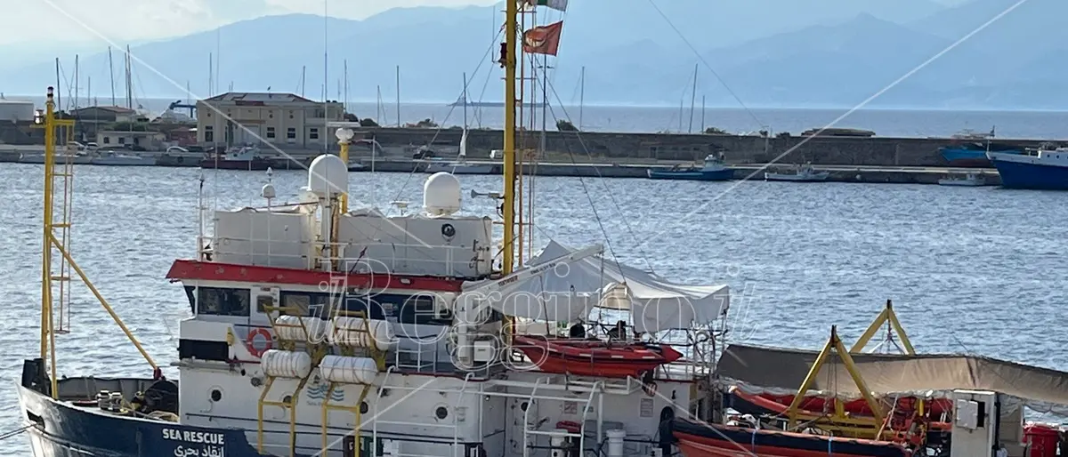 Reggio, Sea Watch 3: «Interveniamo su carenze per tornare presto in mare»