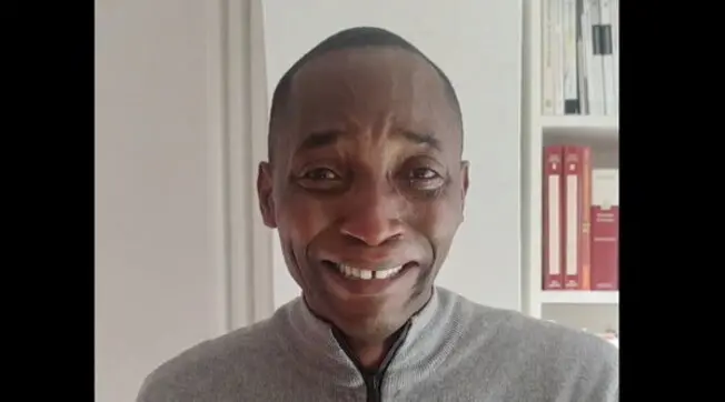 Soumahoro in lacrime su Fb: «Sono una persona pulita, mi volete morto»