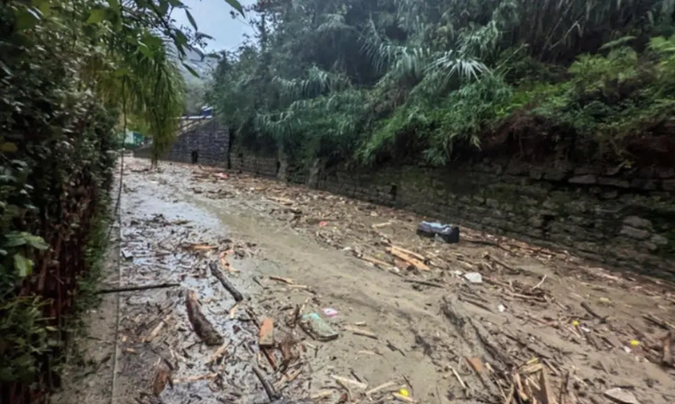 Isola d’Ischia, frane e fango a Casamicciola: almeno 13 i dispersi