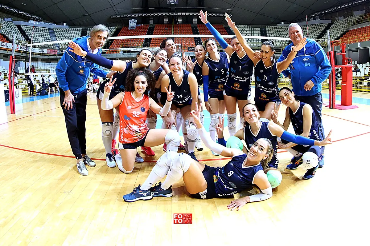 La Volley Reghion vince e convince: con la Saracena arrivano tre punti d’oro