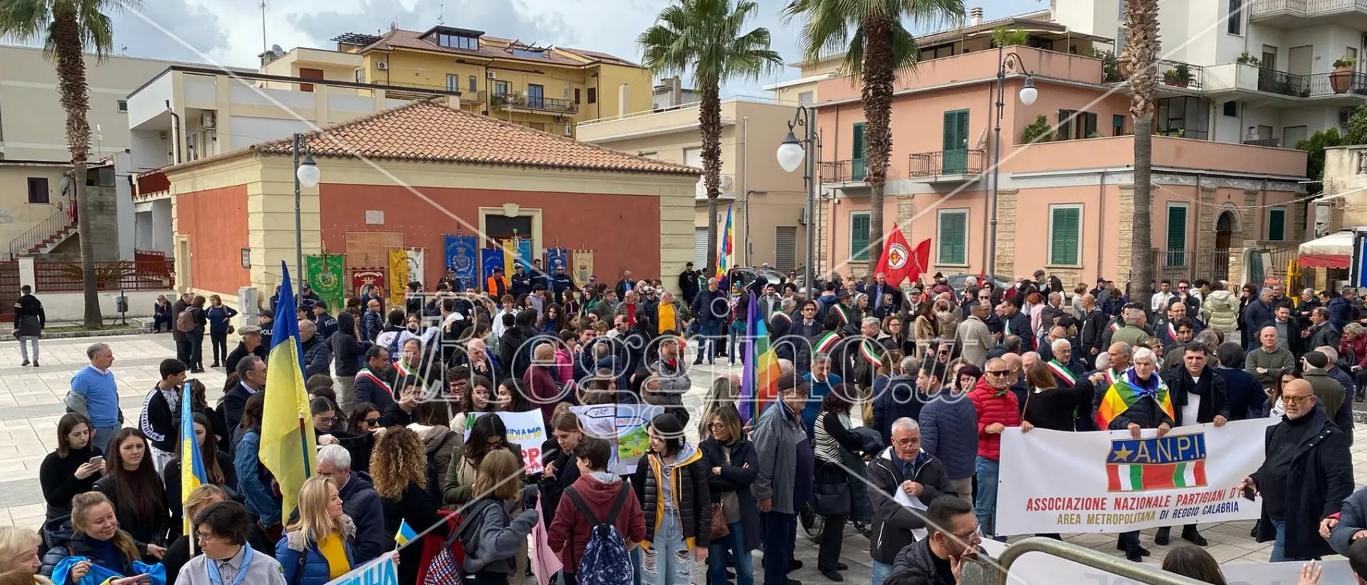 Guerra in Ucraina, a Locri un corteo per chiedere la pace