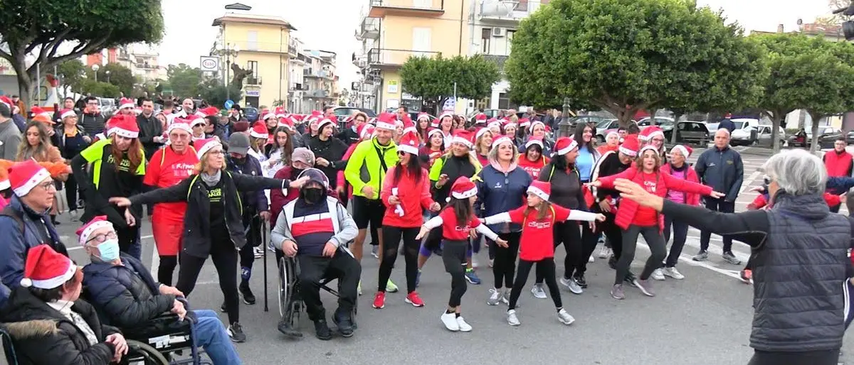 A Gioiosa Ionica una camminata solidale per i disabili del centro neurolesi di Locri