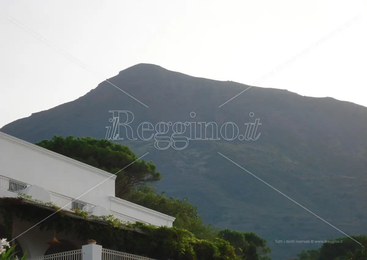 Stromboli, la storia di un vulcano unico al mondo