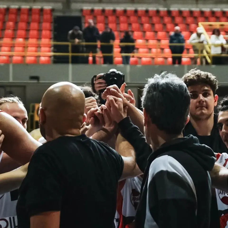 Basket: sorriso Viola. I neroarancio soffrono ma battono Bergamo 92-86