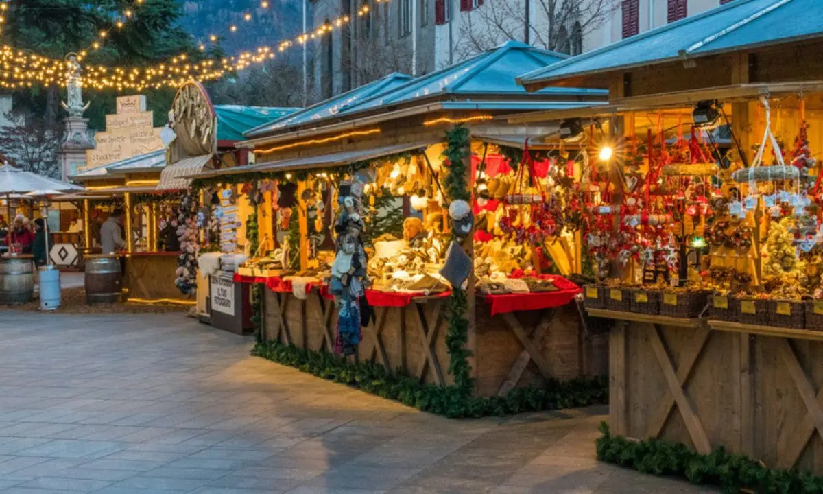 Locride, si accende la magia del Natale e cominciano gli eventi sul territorio