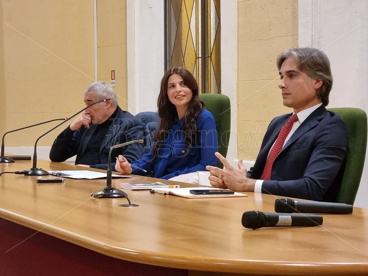 “Caro professore”, raccolta di lettere di “reggina ostinazione” per Italo Falcomatà - FOTO E VIDEO