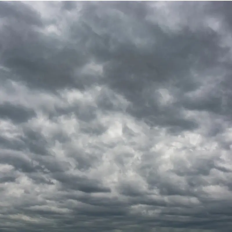 Meteo Reggio Calabria, giornata grigia con piogge in attenuazione\n