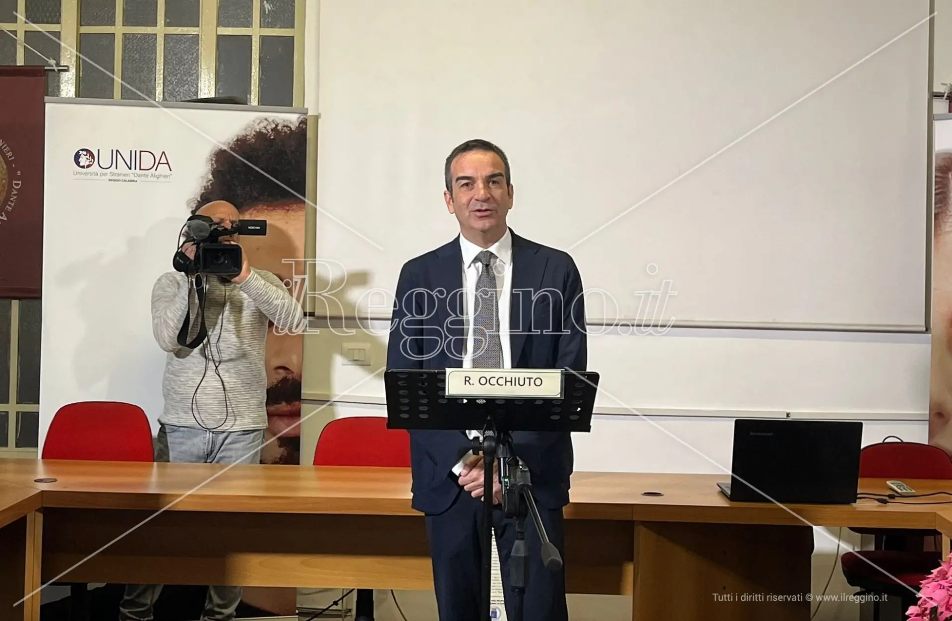 Regione, Occhiuto: «Nel 2023 proseguirà impegno su sanità, rifiuti e sistema idrico»