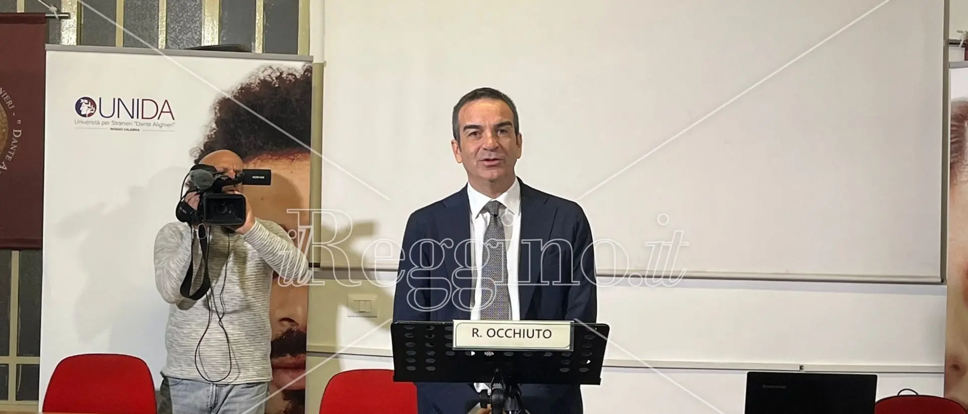 Regione, Occhiuto: «Nel 2023 proseguirà impegno su sanità, rifiuti e sistema idrico»