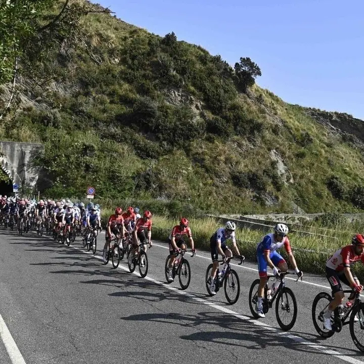 Giro d’Italia 2023, Calabria di nuovo esclusa: non ospiterà alcuna tappa