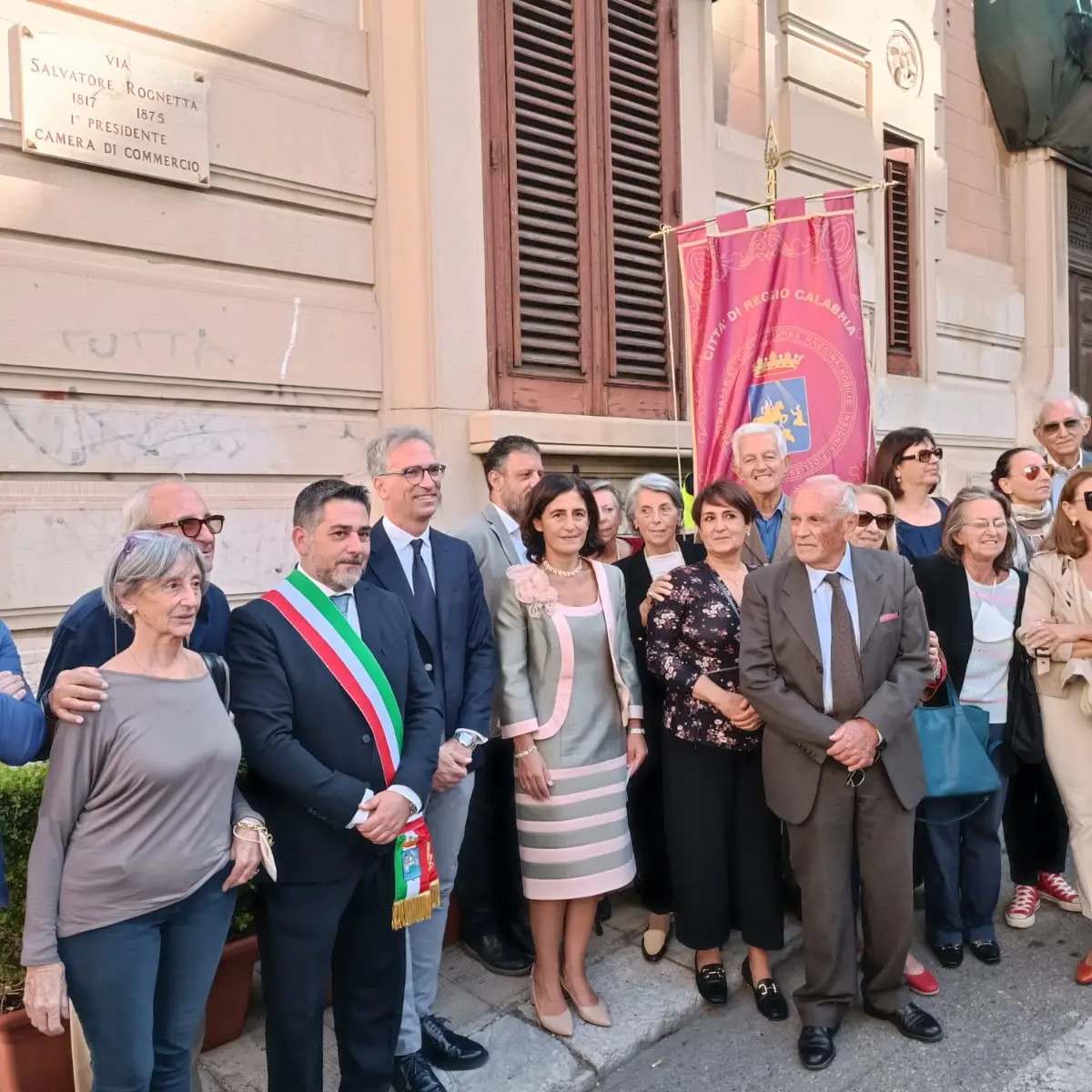 Reggio, strada di fronte la Camera di Commercio intitolata al primo presidente Rognetta