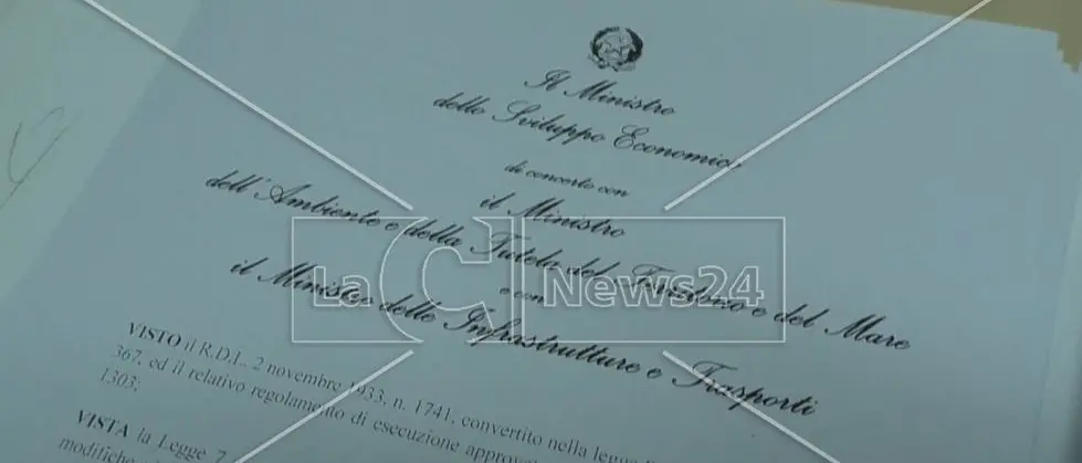 Rigassificatore di Gioia Tauro, autorizzazioni del 2012 possibili anche grazie ai comuni sciolti per mafia