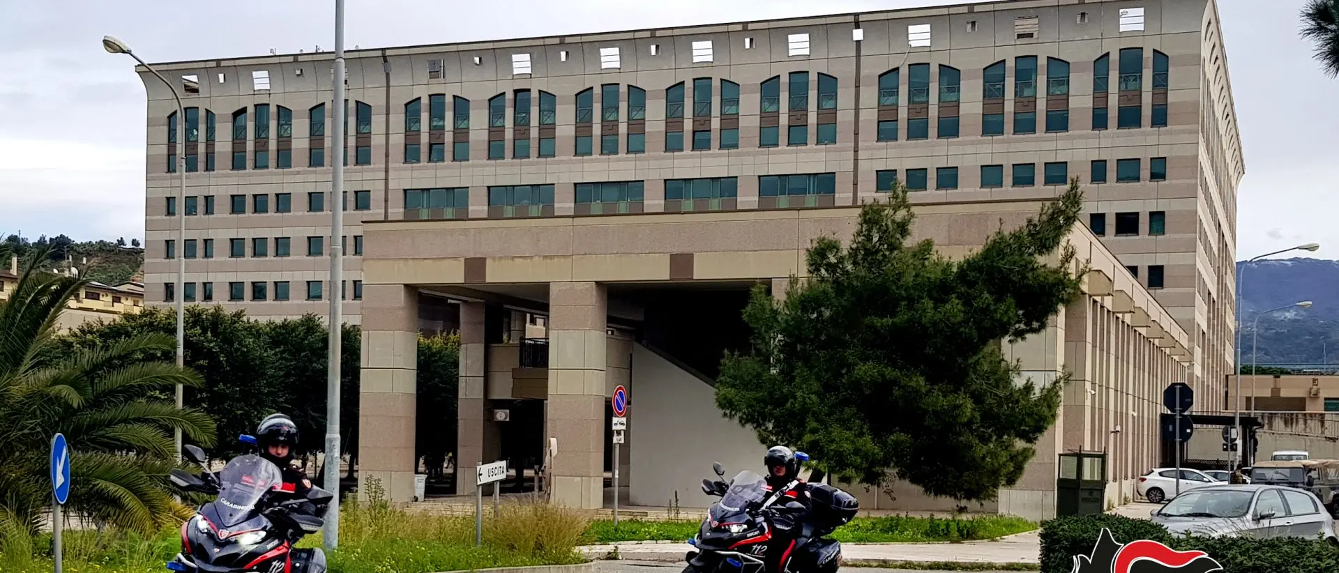 Tenta di rubare una macchina, in manette un 24enne reggino