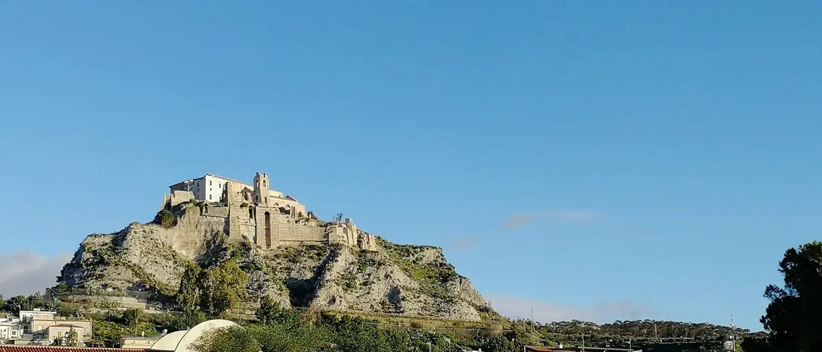 Roccella Jonica, Parco Giochi e Area Fitness sul lungomare: consegnati i lavori di riqualificazione