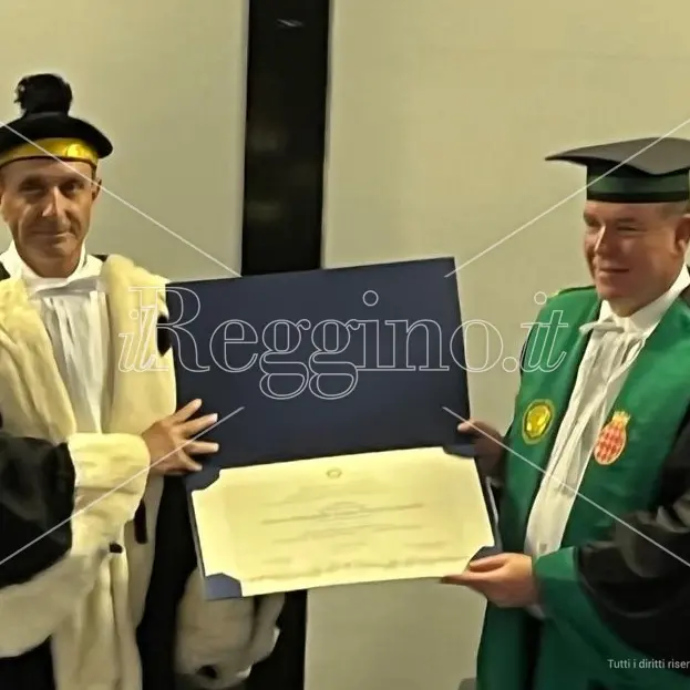 Reggio, il principe Alberto di Monaco si “laurea” alla Mediterranea - VIDEO