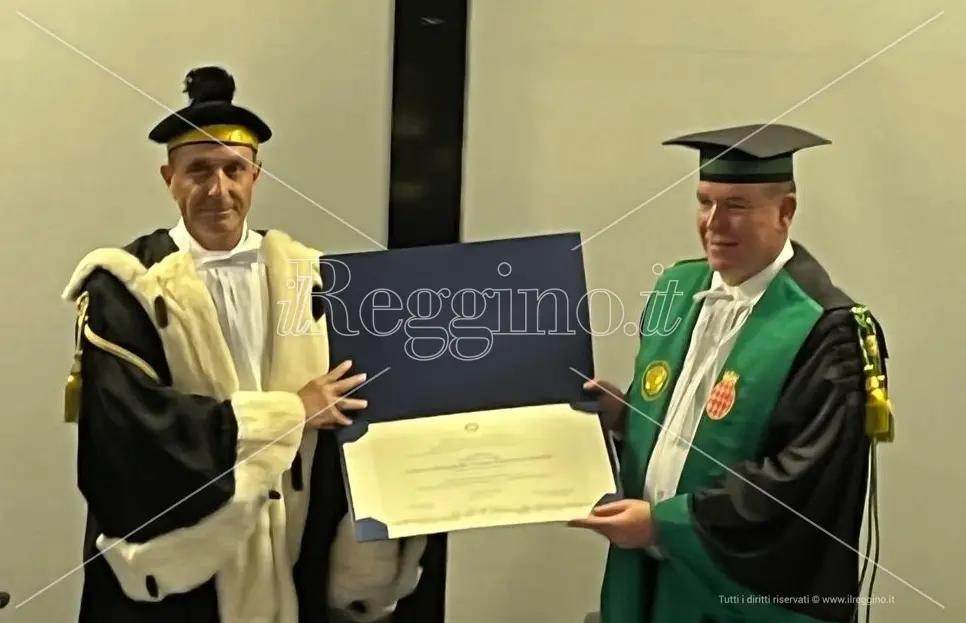 Reggio, il principe Alberto di Monaco si “laurea” alla Mediterranea - VIDEO