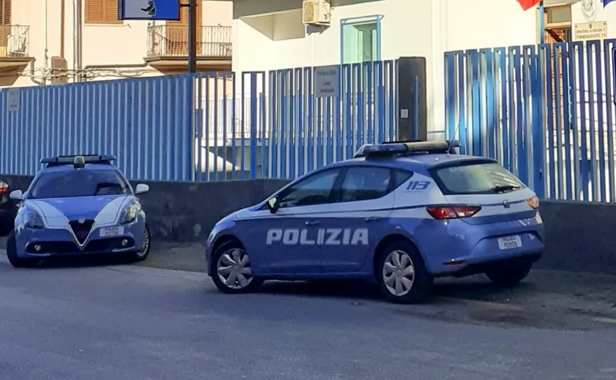 Danneggiarono uno studio medico, due arresti a Taurianova