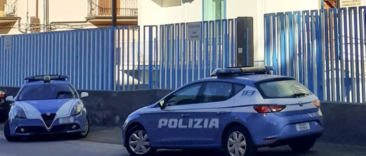 Danneggiarono uno studio medico, due arresti a Taurianova