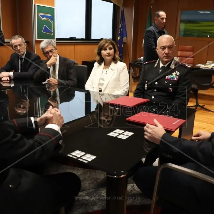 Educare per Amare, accordo tra l’Arma dei carabinieri e l’Unical per la tutela dell’ambiente marino