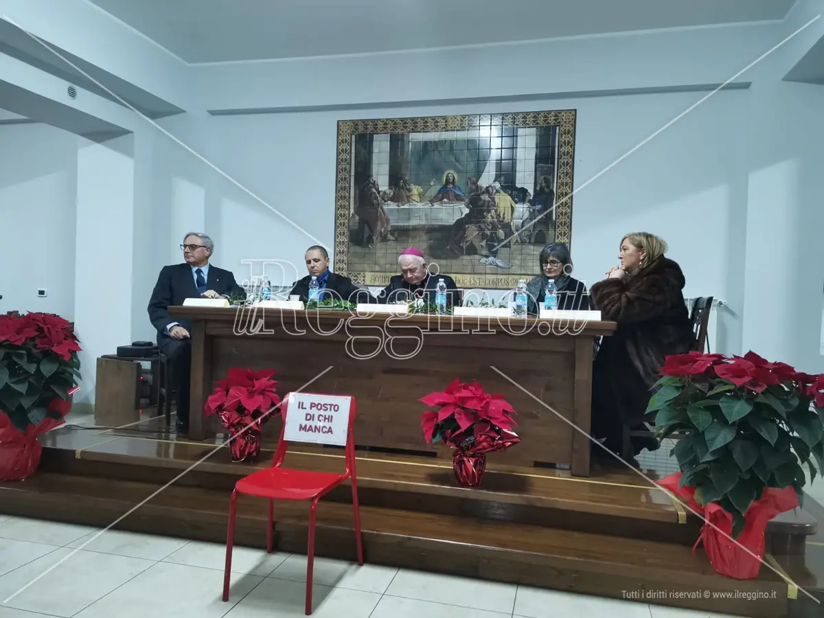 A Molochio si educa alla legalità per produrre bellezza: vescovo e forze dell'ordine a confronto