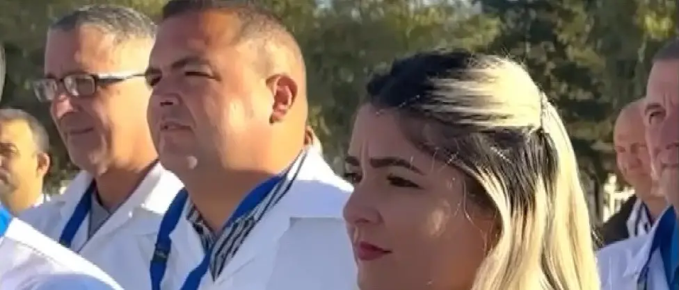 Sanità, Occhiuto: «I cubani sono una soluzione ponte per evitare il tracollo delle strutture ospedaliere»