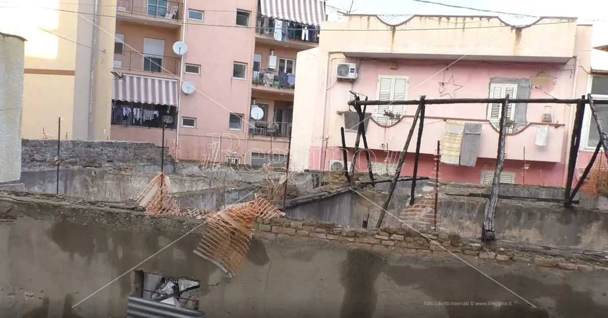 Reggio, Rione G: l’emergenza igienico-sanitaria e l’attesa della riqualificazione - FOTO e VIDEO