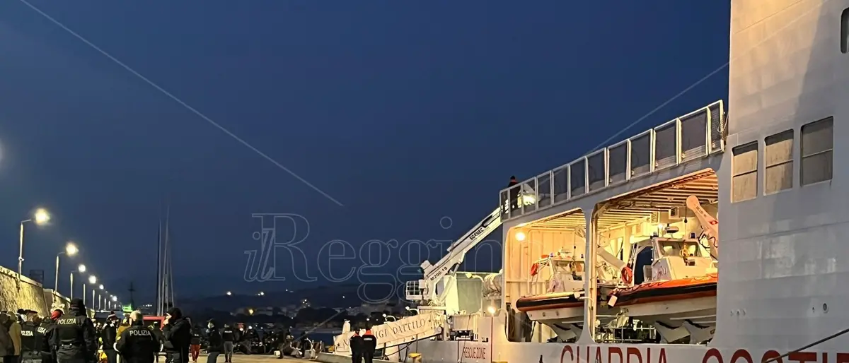 Migranti a Reggio, 190 circa trascorreranno la notte a Gallico