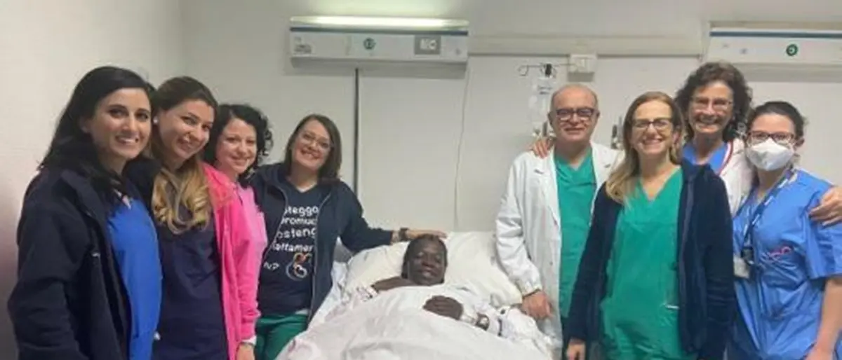 Dopo lo sbarco a Reggio dà alla luce due gemelli, Tripodi: «Con un parto in mare avrebbero rischiato la vita» - VIDEO