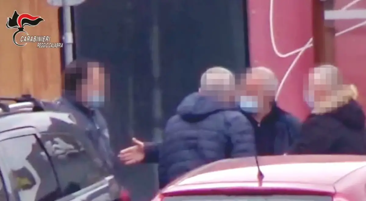 Operazione Hybris, la soffiata a Romagnosi tramite la moglie del finanziere: «Stai attento, tu sai… non frequentare brutta gente»