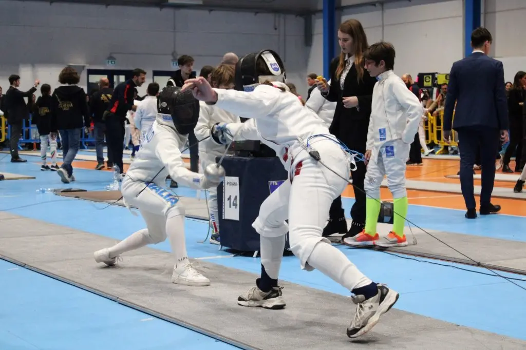 Reggio Calabria, pioggia di medaglie per la squadra di scherma